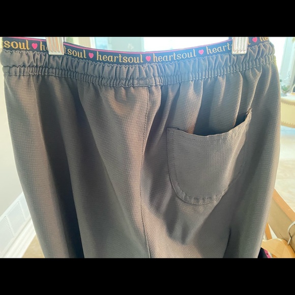 Heartsoul scrub set - Picture 5 of 6